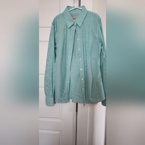 Like New Banana Republic Button Up Shirt